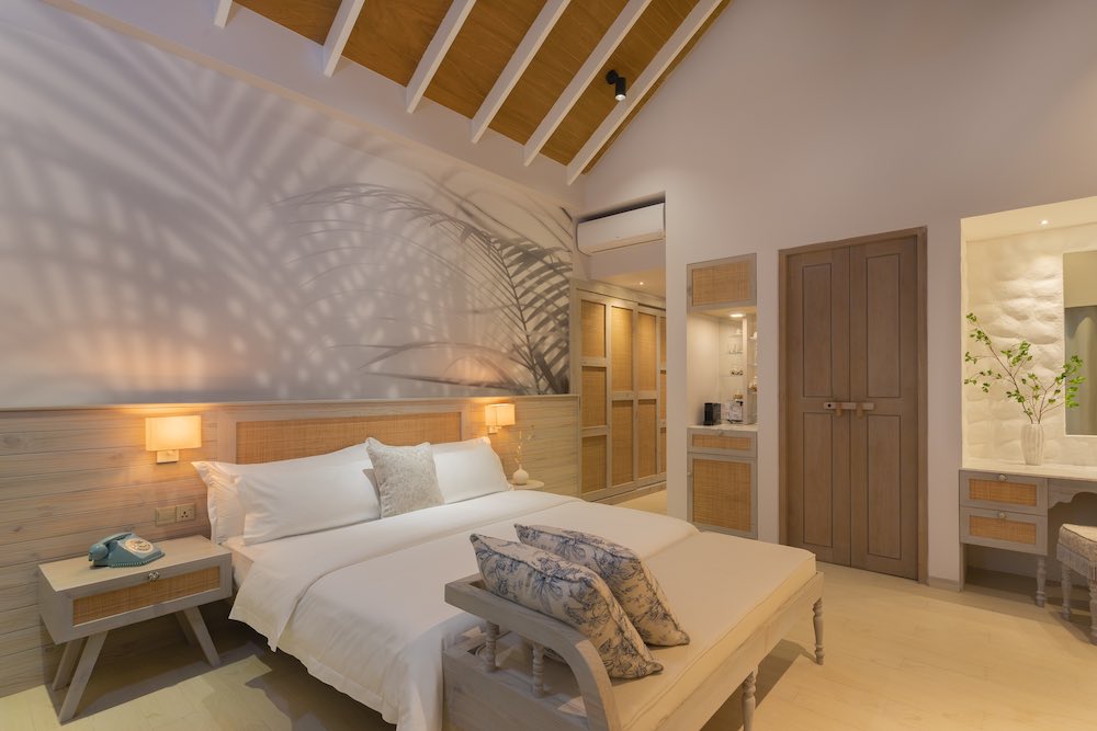 Sunrise Beach Pool Villa at Malahini Kuda Bandos, view 3